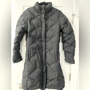 Women’s North Face parka.